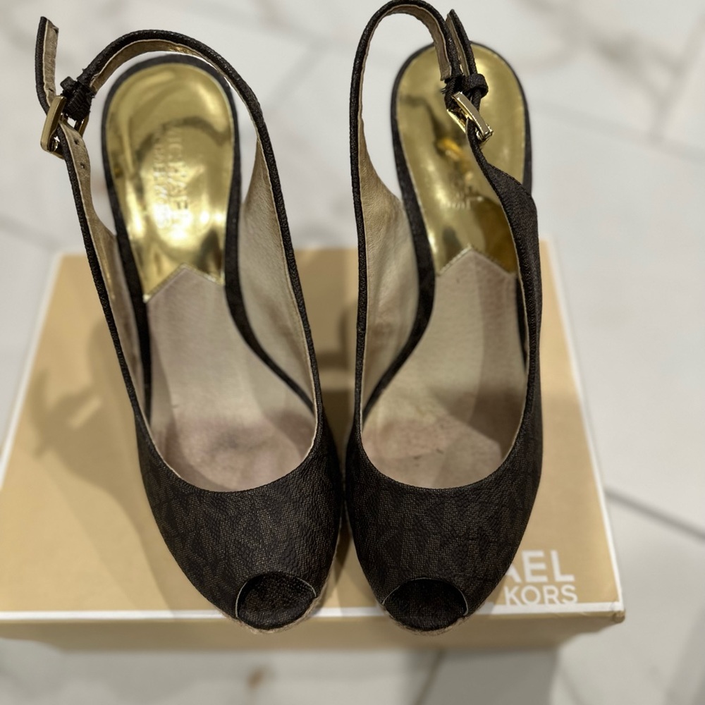 Michael Kors wedges - Picture 5 of 8